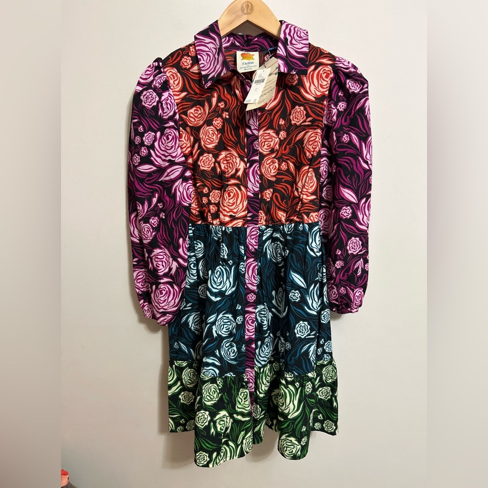 ⭐️NWT Farm Rio roses dress multicolor⭐️ - Picture 5 of 7